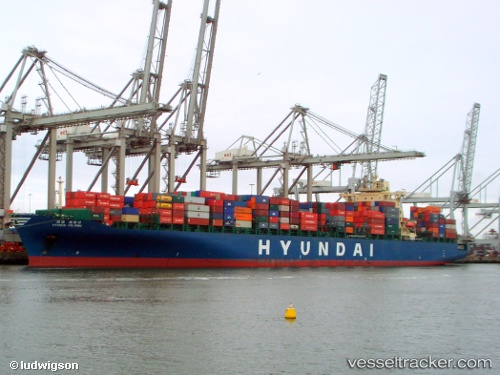 vessel HYUNDAI COLOMBO IMO: 9323508, 
