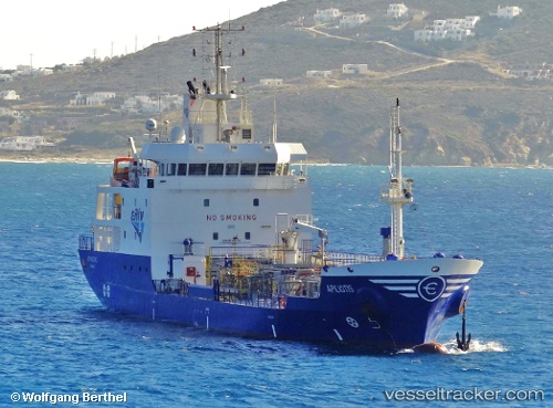 vessel Apiliotis IMO: 9324370, Oil Products Tanker
