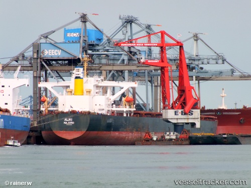 vessel XIN CHUN IMO: 9324992, Bulk Carrier