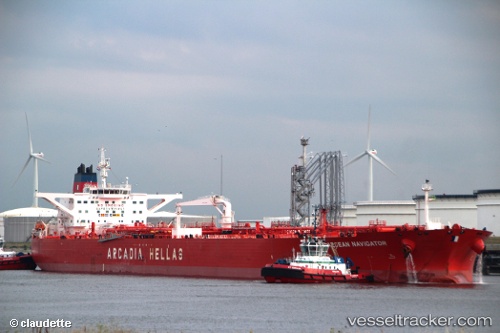 vessel Desh Abhimaan IMO: 9326809, Crude Oil Tanker
