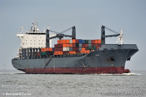 vessel Log In Resiliente IMO: 9327669, Container Ship
