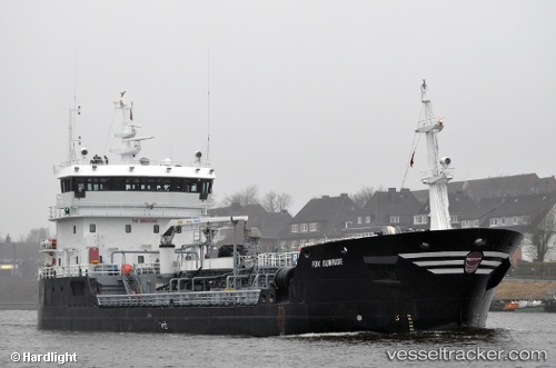 vessel Fox Sunrise IMO: 9333917, Oil Products Tanker
