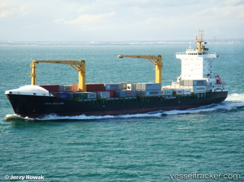 vessel Vega Zeta IMO: 9336347, Container Ship
