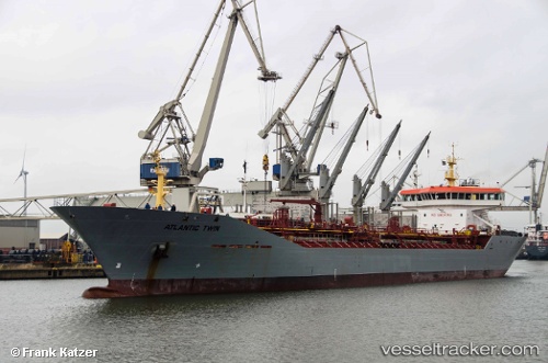 vessel Atlantic Twin IMO: 9341328, Chemical Oil Products Tanker
