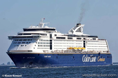vessel Color Magic IMO: 9349863, Passenger Ro Ro Cargo Ship
