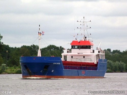 vessel 'EEMS CHRYSTAL' IMO: 9350460, 