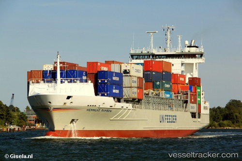 vessel Henneke Rambow IMO: 9354430, Container Ship
