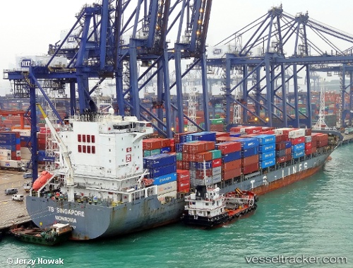 vessel APOLLON D IMO: 9360697, Container Ship