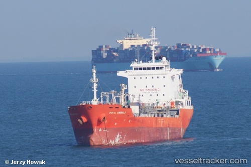 vessel 'ROEL EMERALD' IMO: 9365520, 