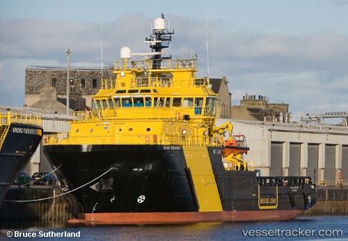 vessel Vos Discovery IMO: 9366031, Offshore Tug Supply Ship
