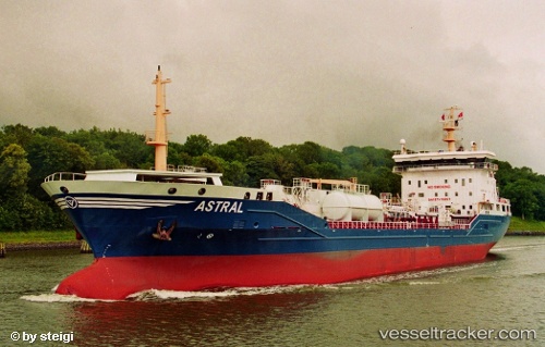 vessel Astral IMO: 9371878, Chemical Oil Products Tanker
