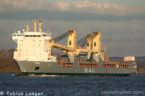 vessel Trina IMO: 9376505, Heavy Load Carrier
