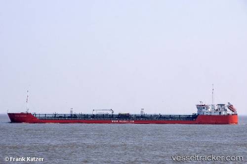 vessel Armada Explorer IMO: 9377042, Chemical Oil Products Tanker
