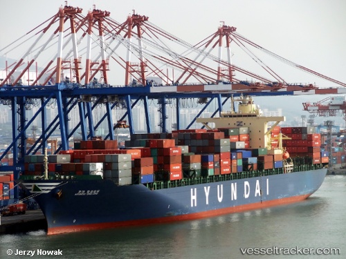 vessel HYUNDAI OAKLAND IMO: 9385013, Container Ship