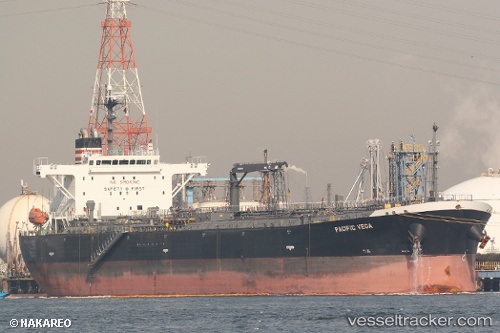 vessel LERUO IMO: 9385831, Oil Products Tanker