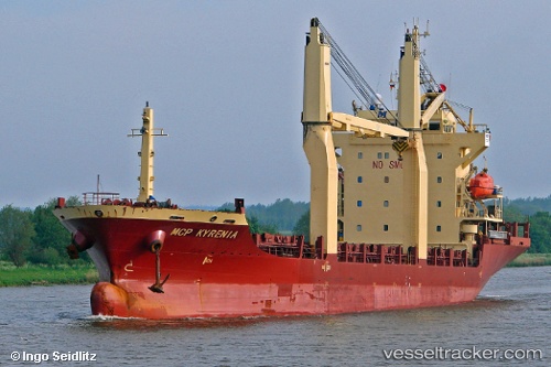 vessel 525201331 IMO: 9393503, 