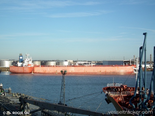 vessel Ningbo Dawn IMO: 9397808, Crude Oil Tanker
