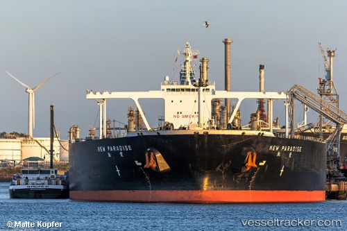 vessel New Paradise IMO: 9398060, Crude Oil Tanker
