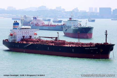 vessel Celsius Ravenna IMO: 9402809, Oil Products Tanker
