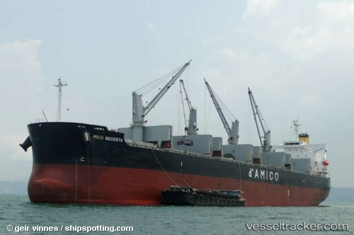 vessel ARFIANIE AYU IMO: 9403164, Bulk Carrier