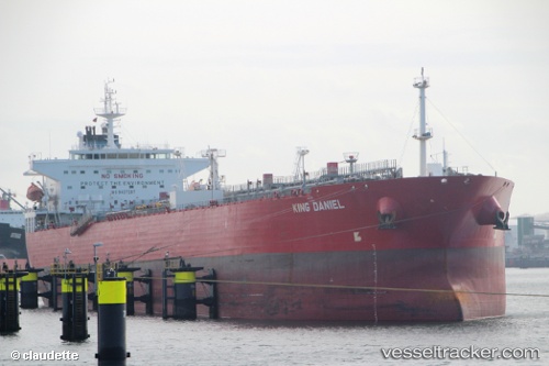 vessel Nordic Bern IMO: 9407287, Crude Oil Tanker
