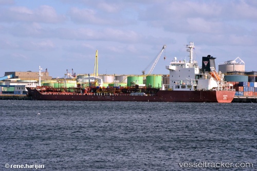 vessel BMC CRYSTAL IMO: 9411575, Chemical/Oil Products Tanker