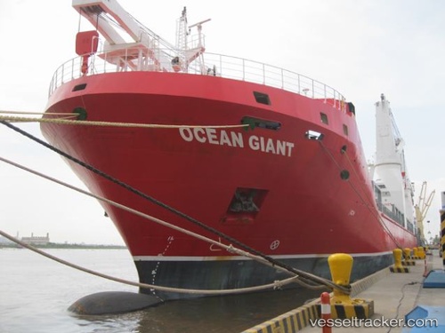 vessel Ocean Giant IMO: 9437335, Heavy Load Carrier
