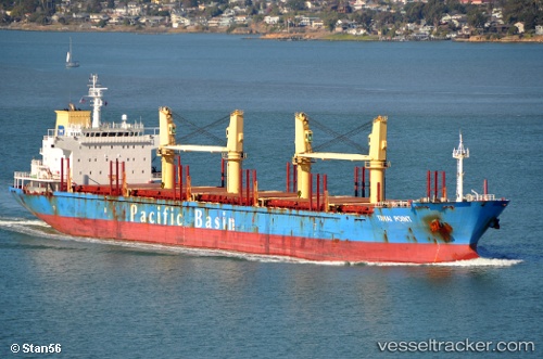 vessel LUCKY HONG IMO: 9443384, Bulk Carrier