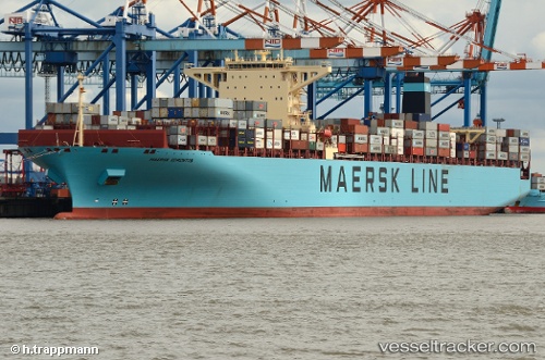 vessel Maersk Edmonton IMO: 9458030, Container Ship
