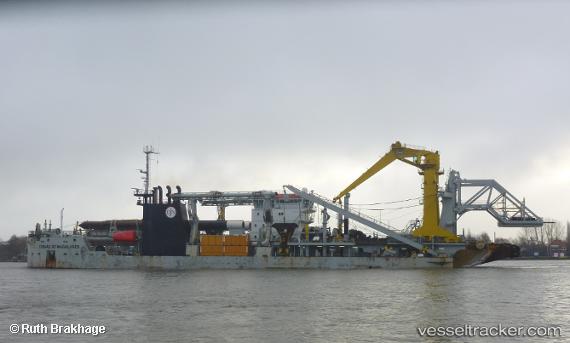 vessel Fernao De Magalhaes IMO: 9466697, Dredger
