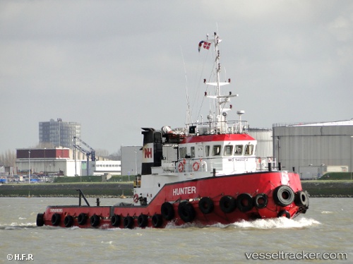 vessel Hunter IMO: 9468372, Tug
