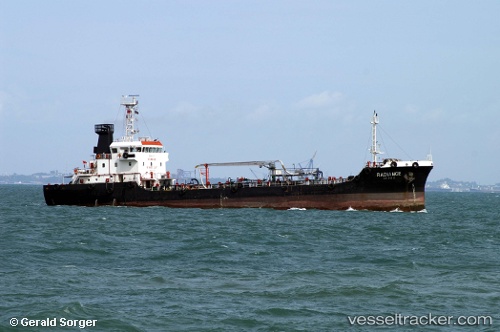 vessel Radiance IMO: 9471434, Oil Products Tanker
