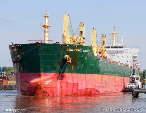 vessel Universal Bremen IMO: 9494242, Bulk Carrier
