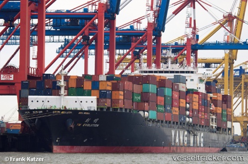 vessel Ym Evolution IMO: 9496460, Container Ship
