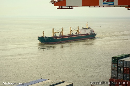vessel 'LASCOMBES' IMO: 9500819, 