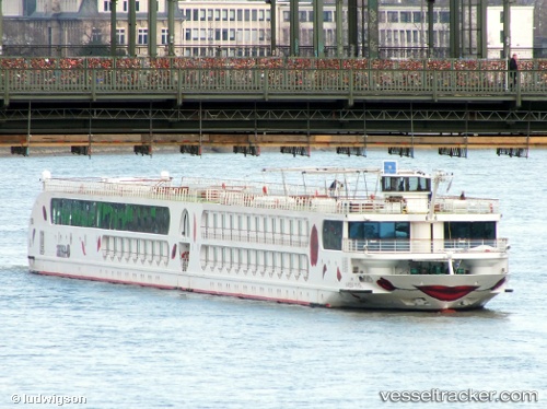vessel A Rosa Viva IMO: 9524188, Passenger Ship
