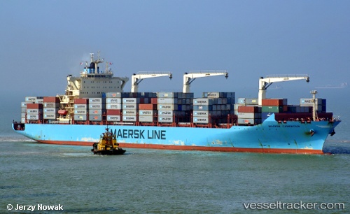 vessel Maersk Cameroun IMO: 9525326, Container Ship
