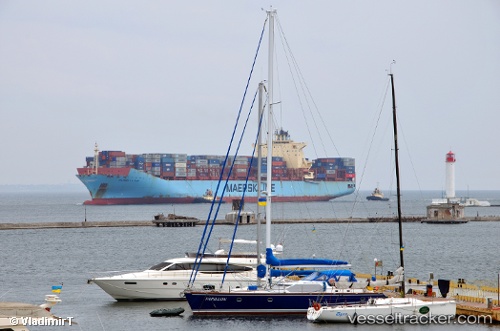 vessel Maersk La Paz IMO: 9526899, Container Ship

