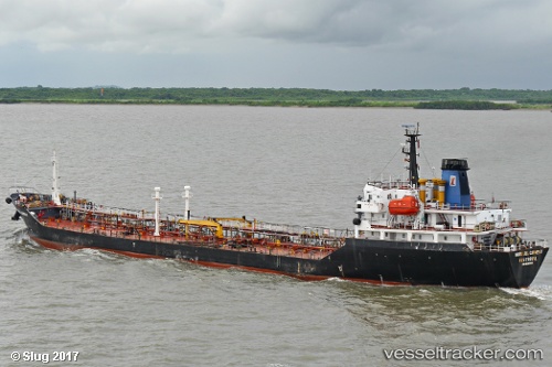 vessel Maria Del Carmen V IMO: 9546069, Oil Products Tanker
