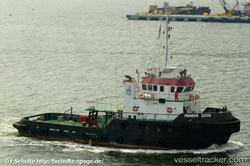 vessel Pioneer 3202 IMO: 9546978, Tug
