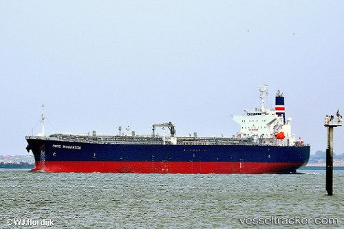 vessel ELEGANT VOYAGER IMO: 9547506, Oil Products Tanker