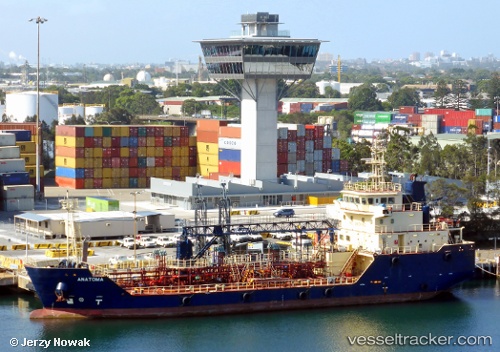 vessel 512465000 IMO: 9557161, 