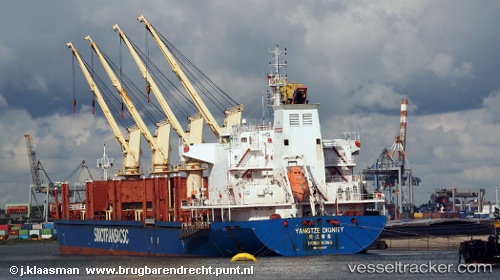 vessel Yangtze Dignity IMO: 9584217, Bulk Carrier
