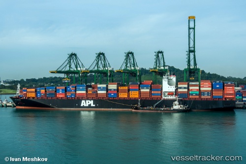 vessel Apl Houston IMO: 9597537, Container Ship

