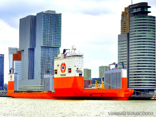 vessel Boka Vanguard IMO: 9618783, Heavy Load Carrier
