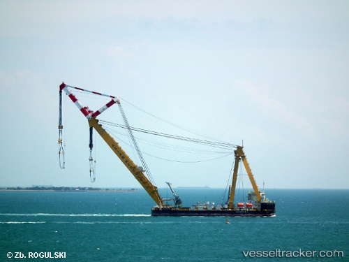 vessel Asian Hercules Iii IMO: 9660396, Crane Ship
