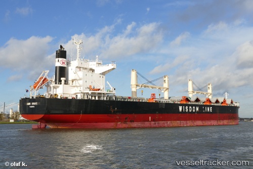 vessel Amis Brave IMO: 9667459, Bulk Carrier
