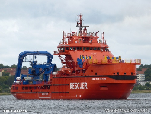 vessel Beringov Proliv IMO: 9682411, Salvage Ship
