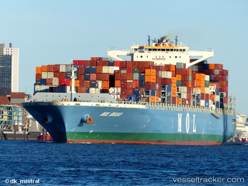 vessel Seaspan Bravo IMO: 9685322, Container Ship
