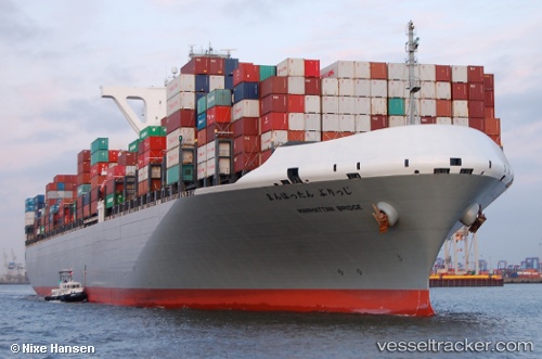 vessel Manhattan Bridge IMO: 9689615, Container Ship

